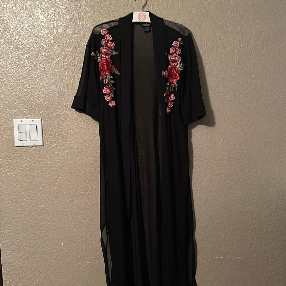 Rue 21 sheer floral  xs robe sexy